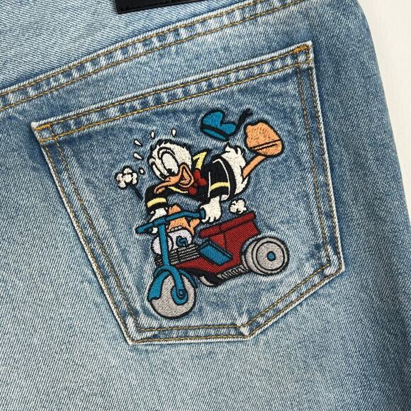 NWT Gucci Donald Duck Denim Shorts Size 38 - Picture 12 of 15